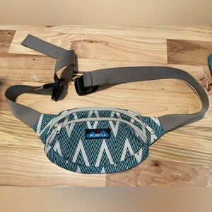 Kavu | Spectator Belt Bag teal